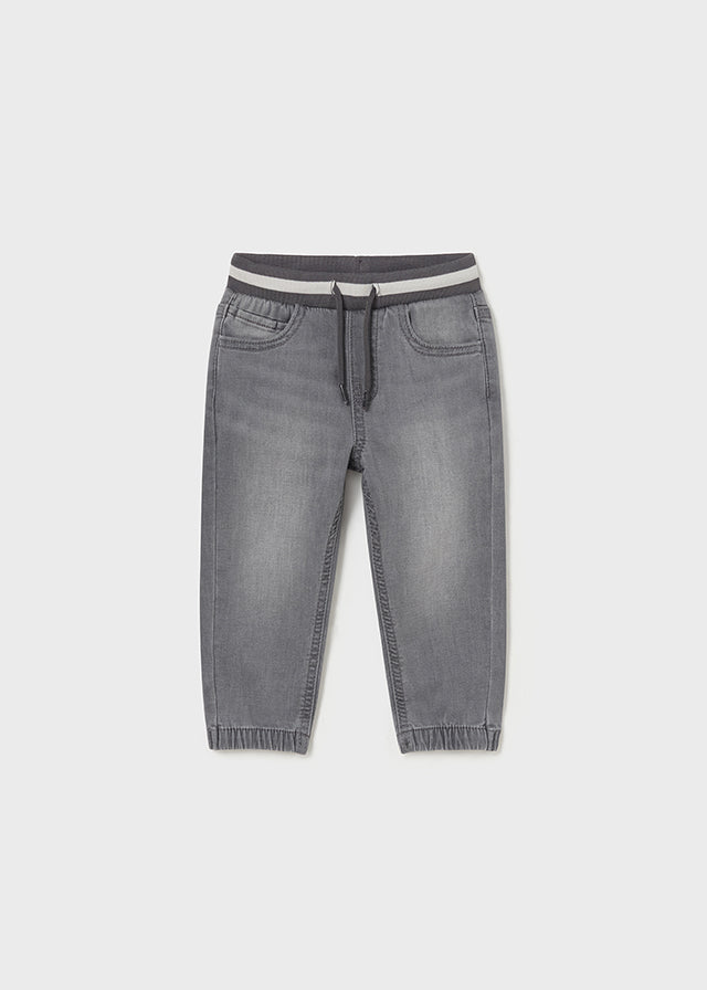 24202534-400-216_1.JPG