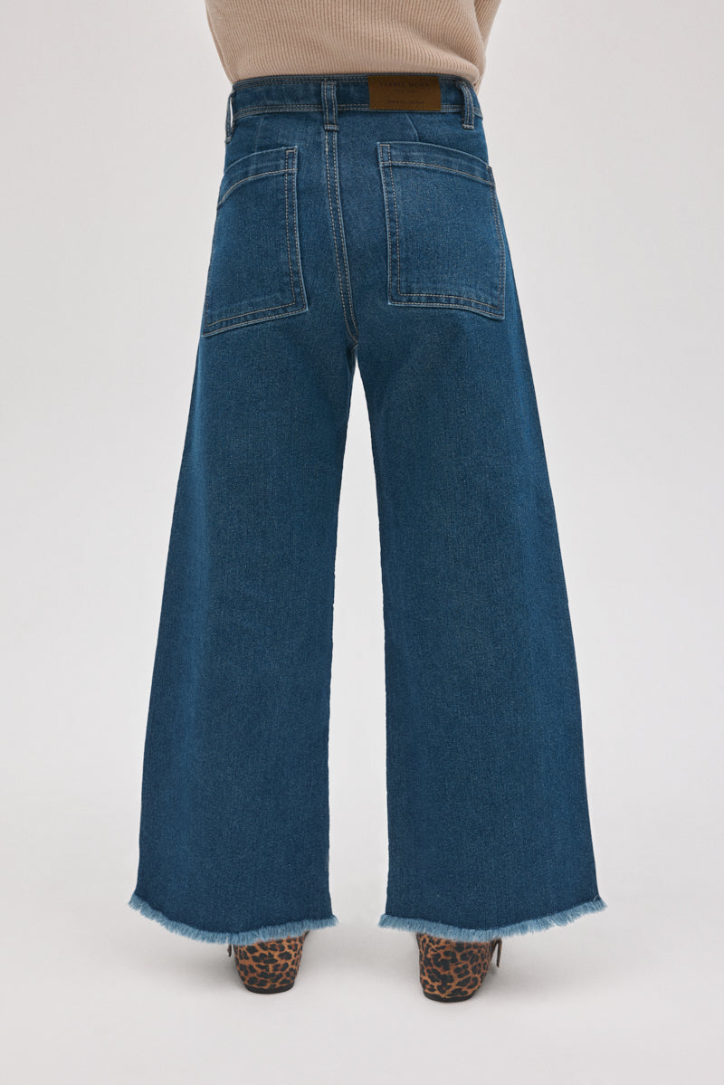 252033253 0-255-57_2.jpg