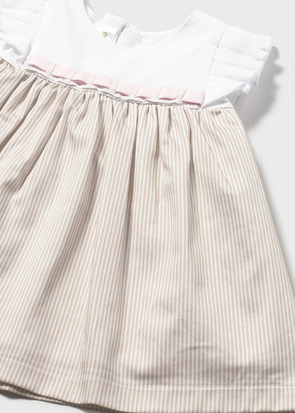 26101824-319-19_3.JPG